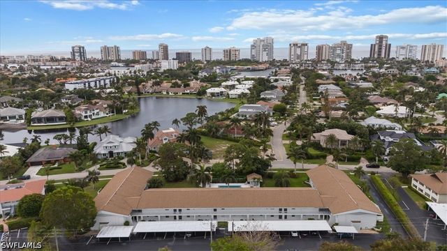 4126 Belair LN B6, Naples, FL 34103