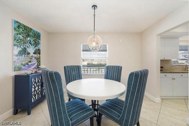 4126 Belair LN B6, Naples, FL 34103