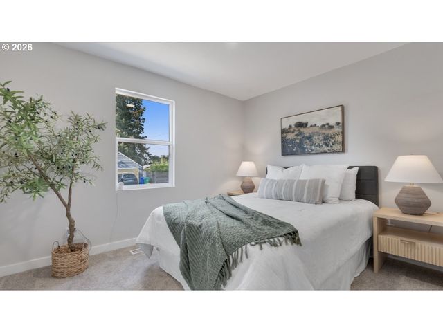5658 N DELAWARE Ave, Portland, OR 97217