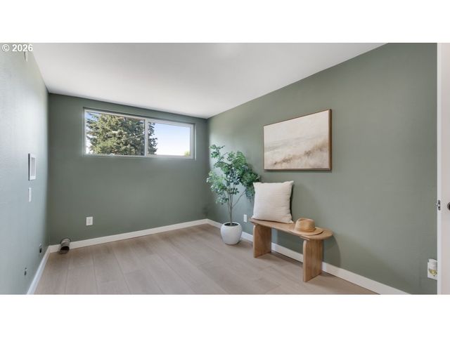 5658 N DELAWARE Ave, Portland, OR 97217