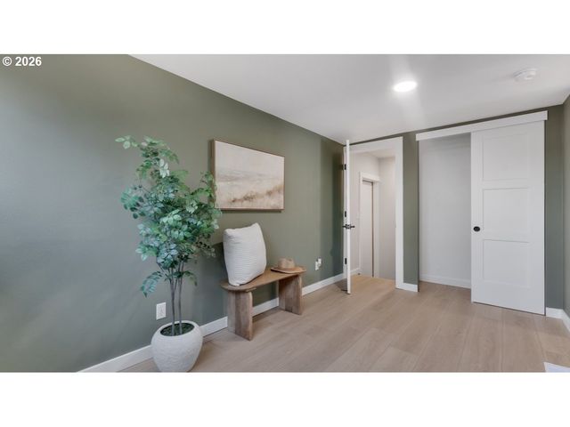 5658 N DELAWARE Ave, Portland, OR 97217