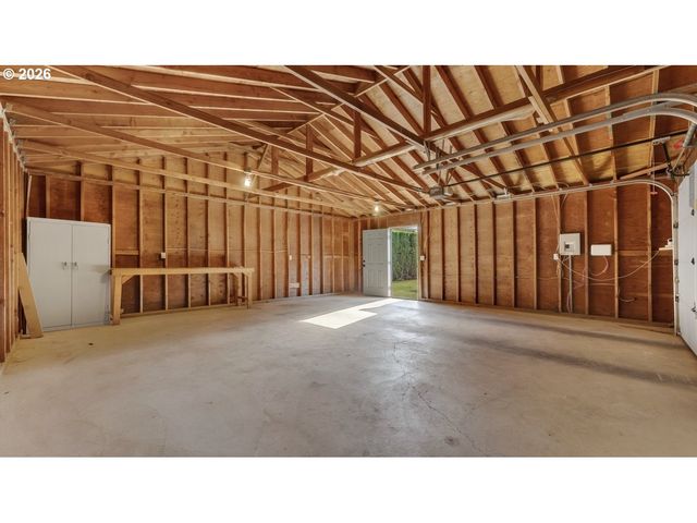 5658 N DELAWARE Ave, Portland, OR 97217