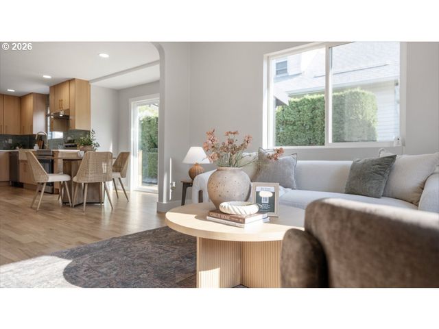 5658 N DELAWARE Ave, Portland, OR 97217
