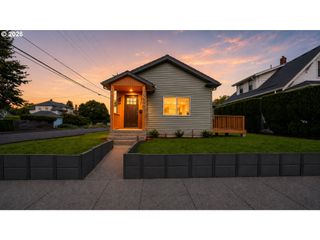 5658 N DELAWARE Ave, Portland, OR 97217