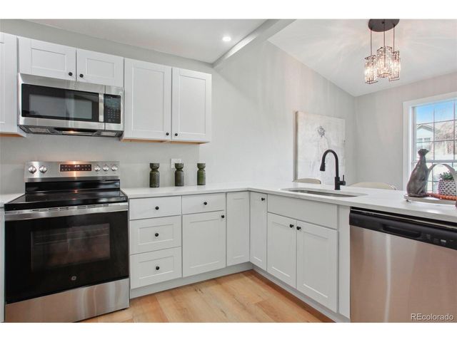 19644 E Girard Dr, Aurora, CO 80013