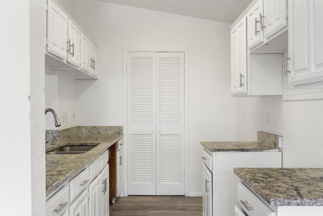 1463 Brook Meadow Circle B, Lancaster, TX 75134