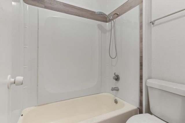 1463 Brook Meadow Circle B, Lancaster, TX 75134