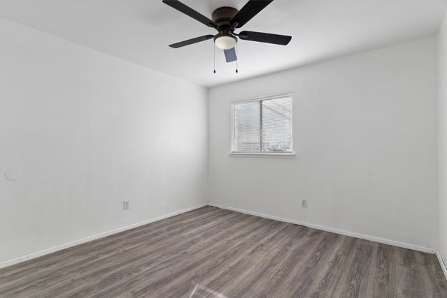 1463 Brook Meadow Circle B, Lancaster, TX 75134