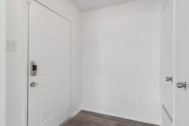 1463 Brook Meadow Circle B, Lancaster, TX 75134