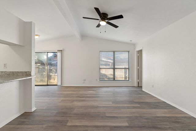 1463 Brook Meadow Circle B, Lancaster, TX 75134