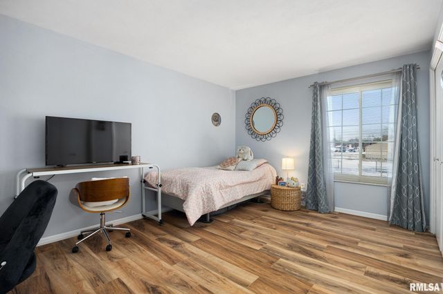 6016 N Knoxville Ave Apt 102, Peoria, IL 61614