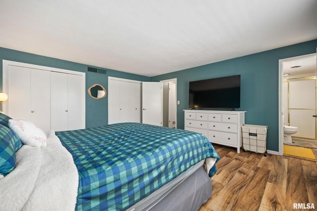 6016 N Knoxville Ave Apt 102, Peoria, IL 61614