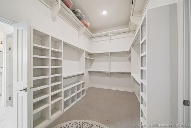 6131 N Creekwood Drive, Owasso, OK 74055