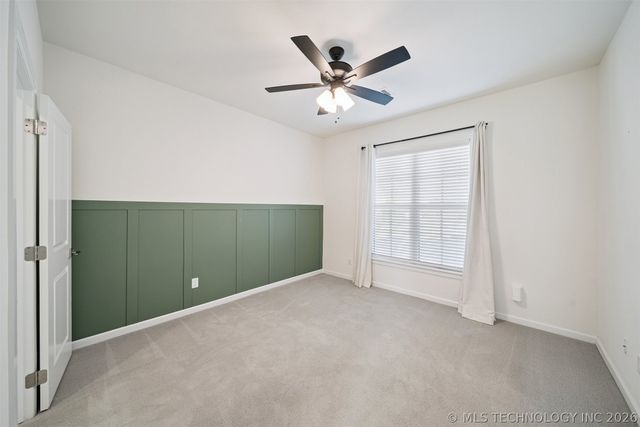 6131 N Creekwood Drive, Owasso, OK 74055