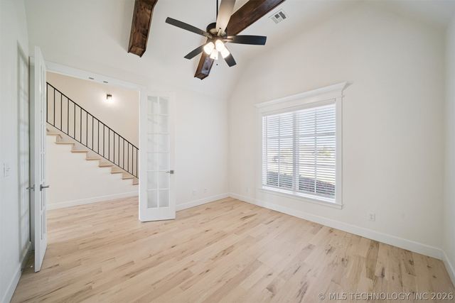 6131 N Creekwood Drive, Owasso, OK 74055