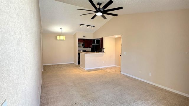 5144 CONROY ROAD 1033, Orlando, FL 32811