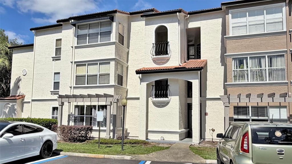 5144 CONROY ROAD 1033, Orlando, FL 32811