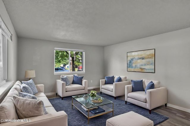 905 E Walnut AVE, Coeur D'alene, ID 83814