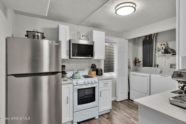 905 E Walnut AVE, Coeur D'alene, ID 83814