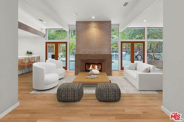 3600 Mandeville Canyon Road, Los Angeles, CA 90049