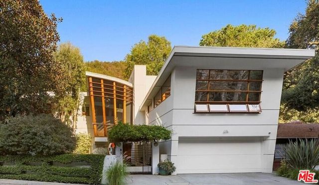 3600 Mandeville Canyon Road, Los Angeles, CA 90049