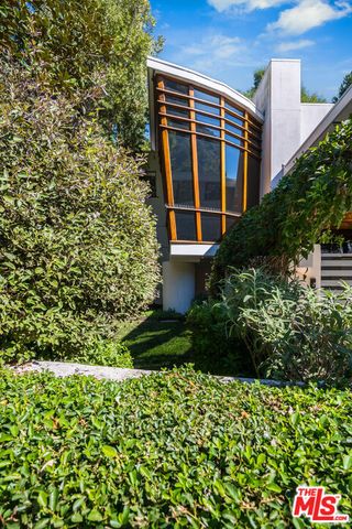 3600 Mandeville Canyon Road, Los Angeles, CA 90049