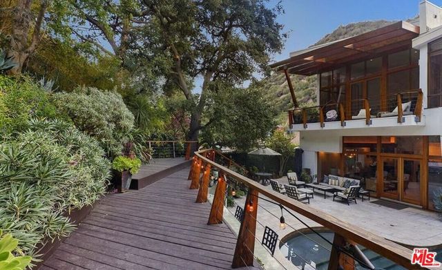 3600 Mandeville Canyon Road, Los Angeles, CA 90049