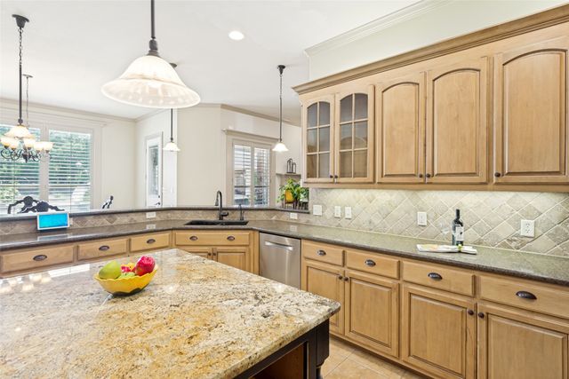 145 Country Vista Circle, Burleson, TX 76028