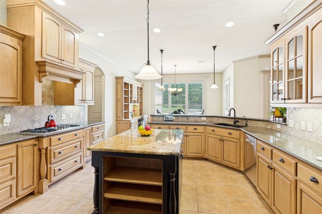 145 Country Vista Circle, Burleson, TX 76028