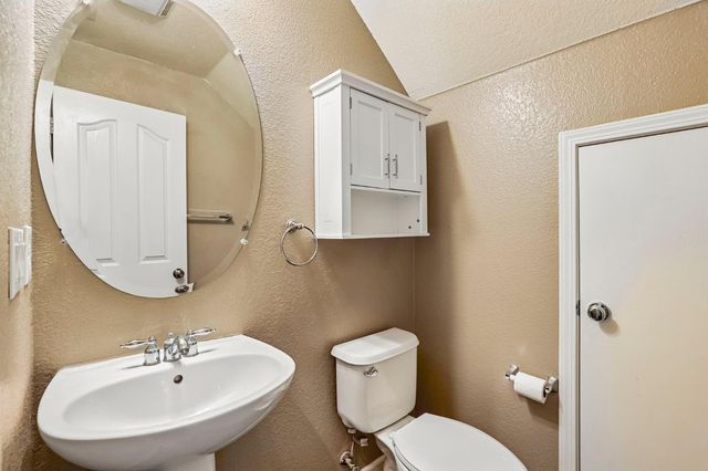 9196 Cortina Cir, Roseville, CA 95678