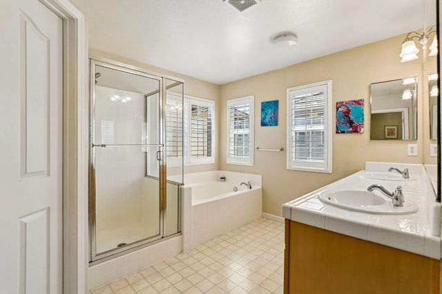 9196 Cortina Cir, Roseville, CA 95678