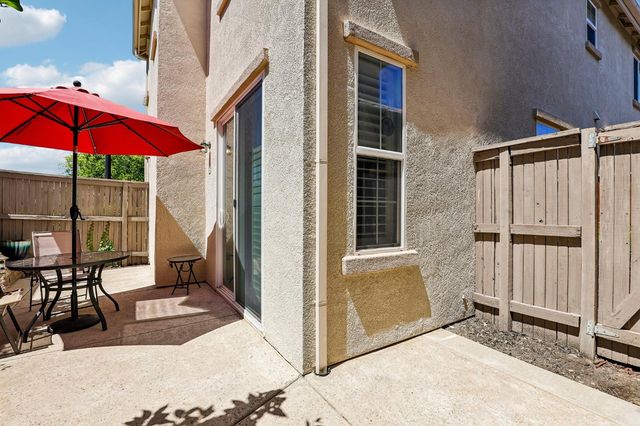 9196 Cortina Cir, Roseville, CA 95678