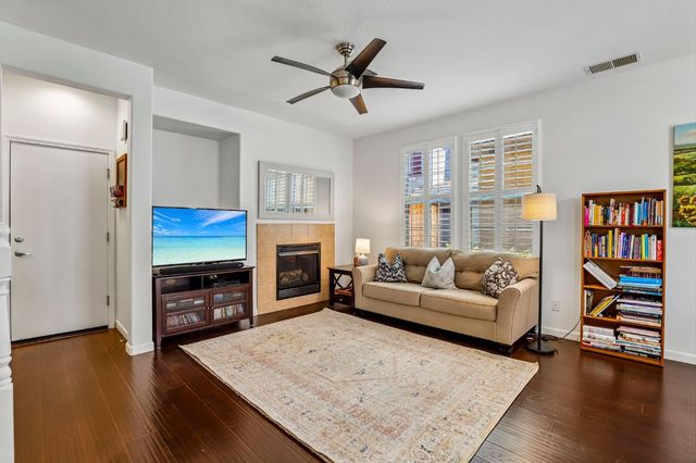9196 Cortina Cir, Roseville, CA 95678