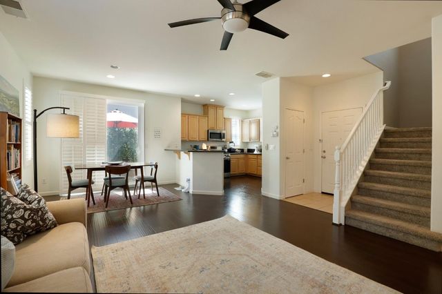 9196 Cortina Cir, Roseville, CA 95678