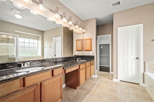 5307 Amber Sky Lane, Rosharon, TX 77583