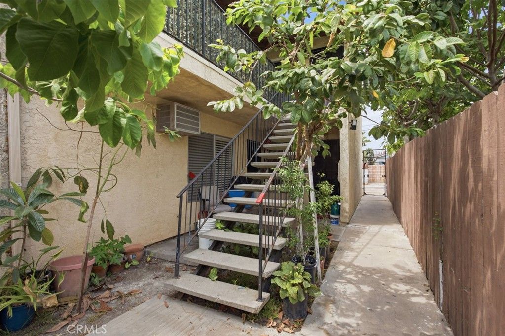 4164 Cherokee Avenue W E, San Diego, CA 92104 — photo 2