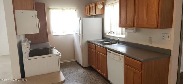 201 S Christmas Hill Road, Titusville, FL 32796