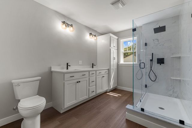 961 Wood St, Fall River, MA 02721