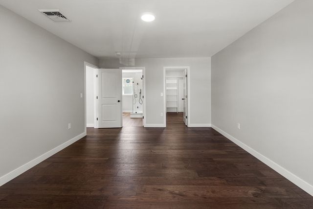 961 Wood St, Fall River, MA 02721