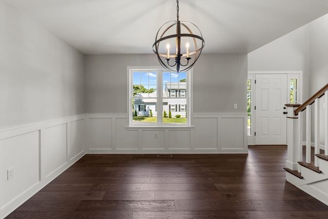 961 Wood St, Fall River, MA 02721