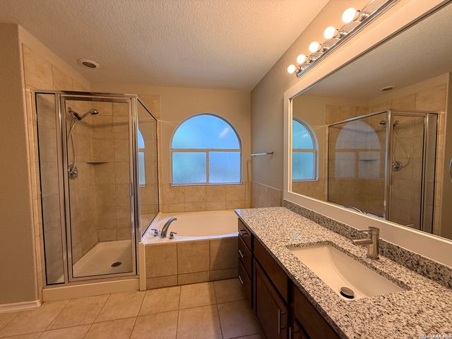 6926 Abbey, San Antonio, TX 78249