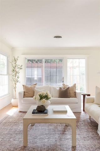 1908 Dorchester Drive, Nichols Hills, OK 73120