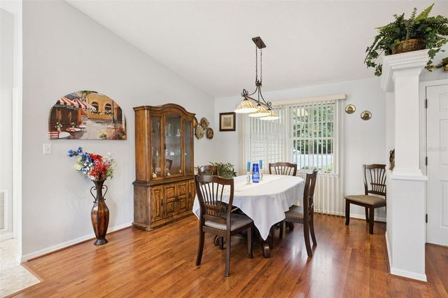 480 LAKE FOREST CIRCLE, Mount Dora, FL 32757