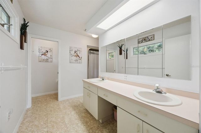 480 LAKE FOREST CIRCLE, Mount Dora, FL 32757