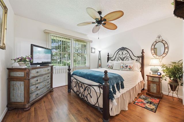 480 LAKE FOREST CIRCLE, Mount Dora, FL 32757