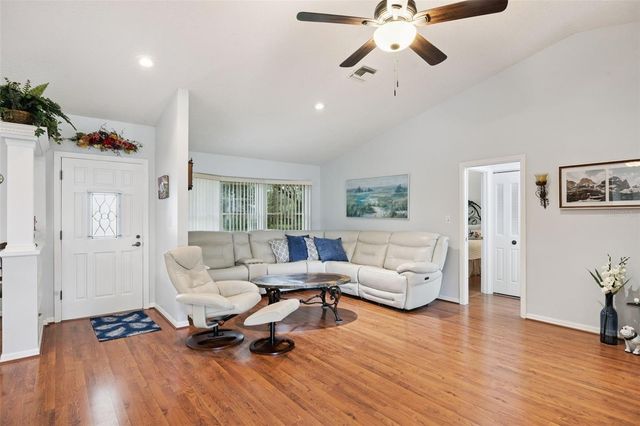 480 LAKE FOREST CIRCLE, Mount Dora, FL 32757