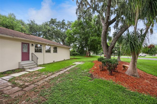 480 LAKE FOREST CIRCLE, Mount Dora, FL 32757