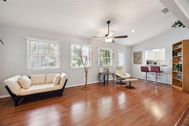480 LAKE FOREST CIRCLE, Mount Dora, FL 32757