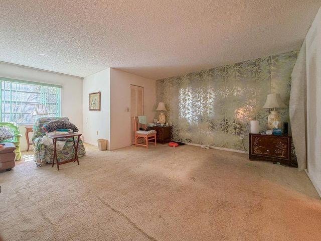 3930 Inverrary Boulevard 304-d, Lauderhill, FL 33319