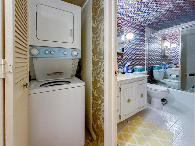 3930 Inverrary Boulevard 304-d, Lauderhill, FL 33319